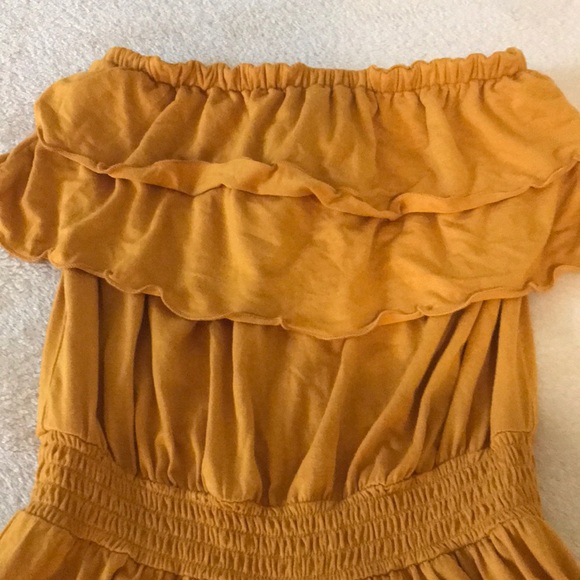 Mustard yellow romper - Picture 2 of 2
